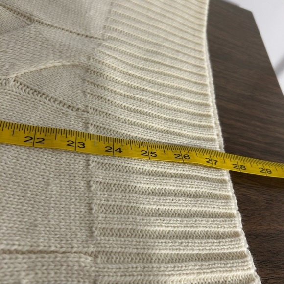 💕 NWT Suzy Cozy Cream Turtleneck Sweater M - Picture 11 of 11